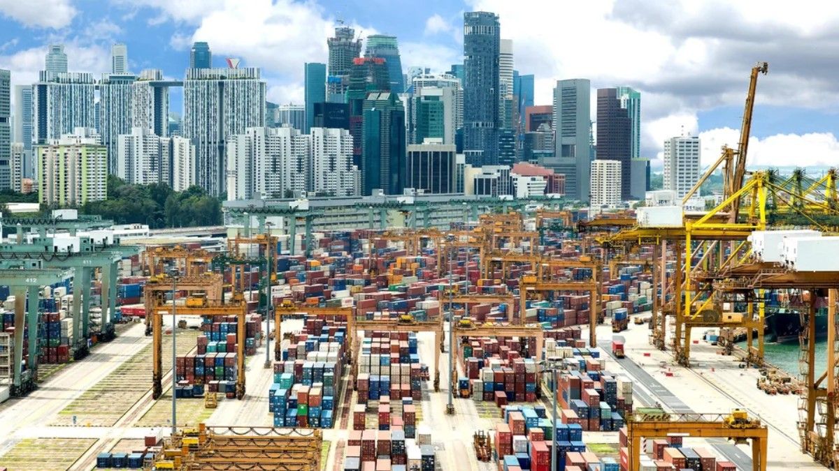 Singapore port.jpg